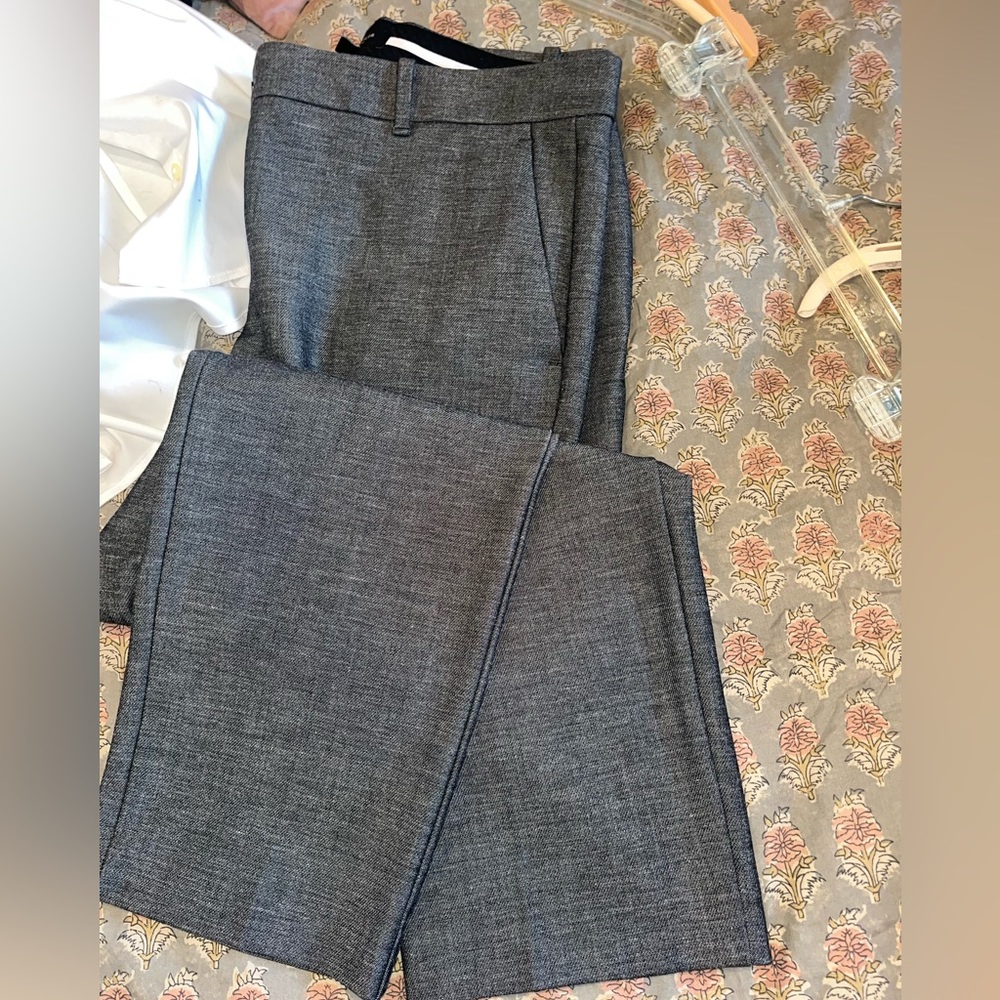 Ann Taylor grey Suit pants, ankle skinnier taper leg - curvy fit